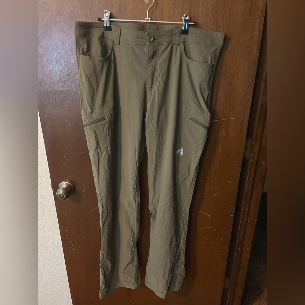 Lot of 3 Eddie Bauer Guide Pro Women’s Pants
